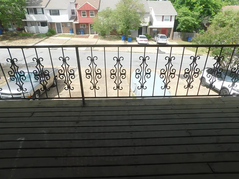 2119 Fendley Dr — Photo 22