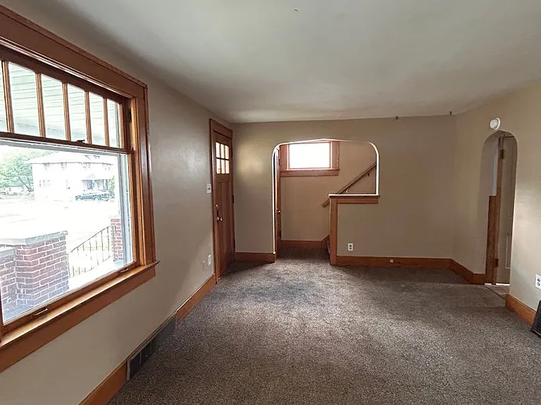 3708 Weisser Park Ave — Photo 3