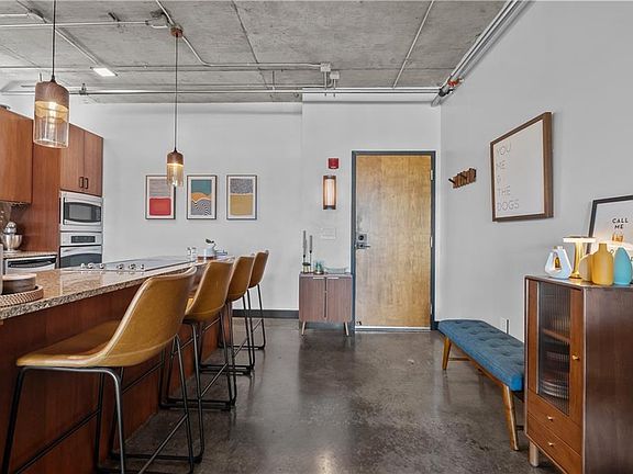 4th image of 4141 Pennsylvania Ave APT 402