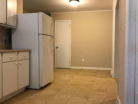 4th image of 2008 Oneill Pl