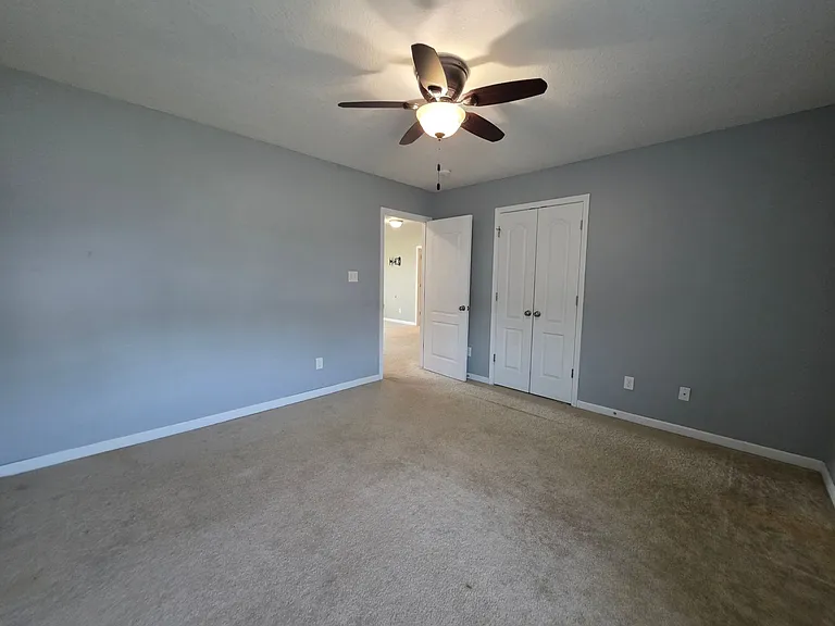 702 Appling Ct — Photo 19