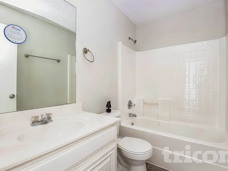 516 Cambridge Dr — Photo 12
