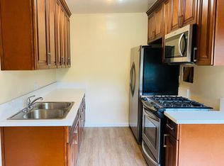 3232 Estara Ave #4, Los Angeles, CA 90065