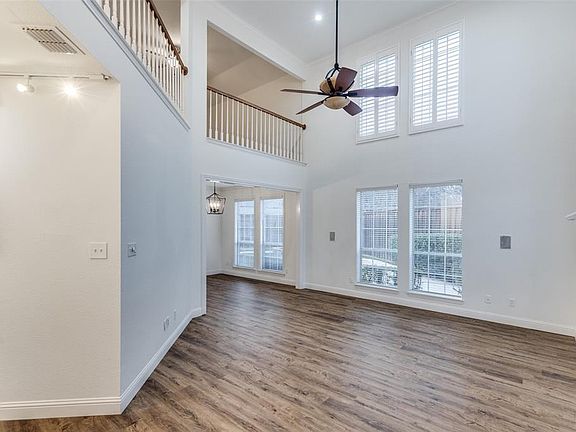 4th image of 1520 Lodengreen Ct