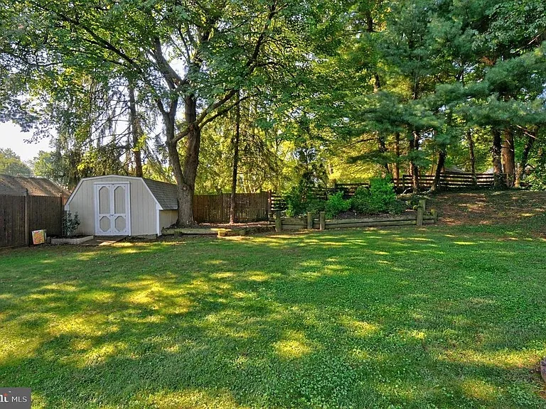 204 Belmont Dr SW — Photo 12