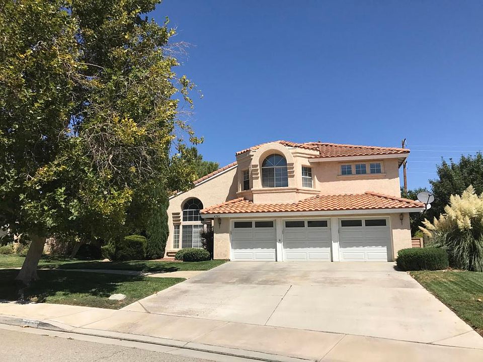 2nd image of 4705 Northridge Dr