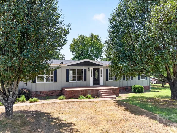 3312 Amity Hill Rd #4, Statesville, NC 28677