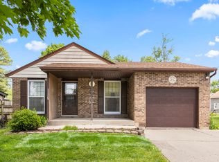 1406 Kaskaskia Ave, Elgin, IL 60123