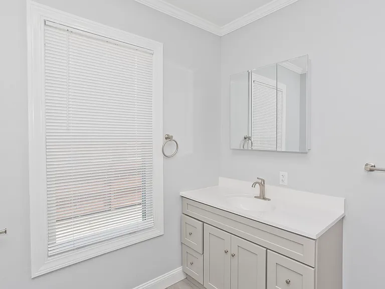 28 Union St #1 — Photo 22