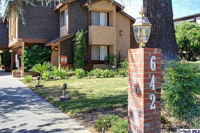 1st image of 642 W Huntington Dr