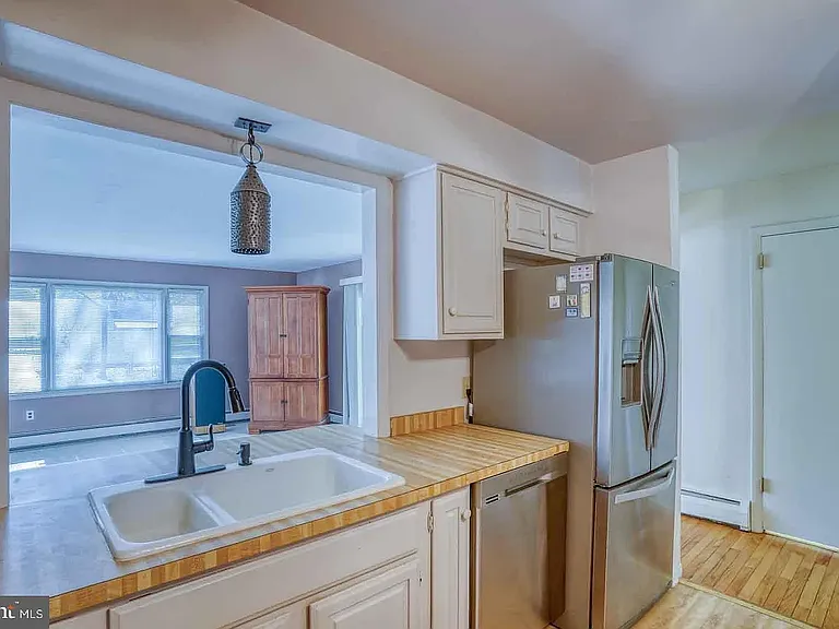 74 S Fairfield Dr — Photo 7