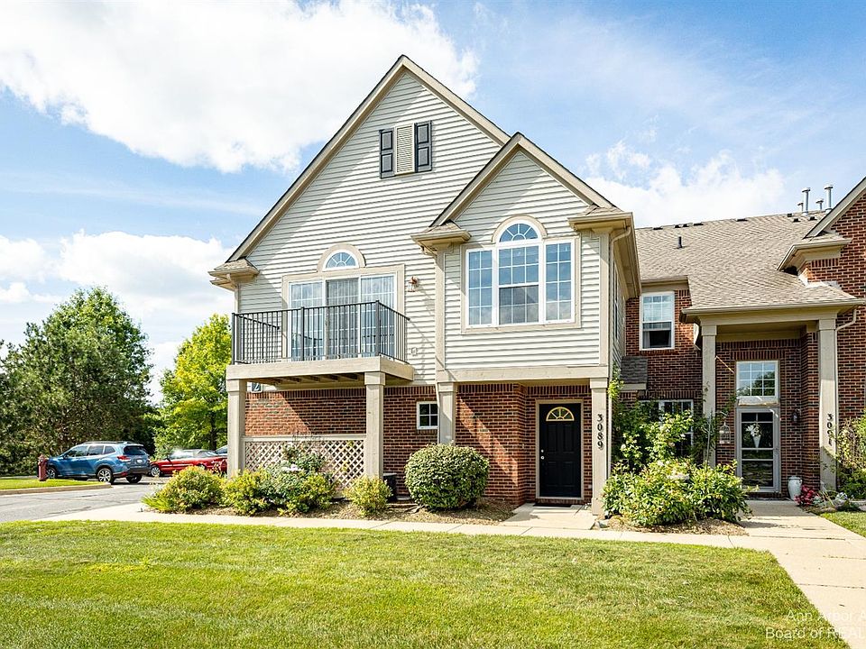 1st image of 3089 Primrose Ln