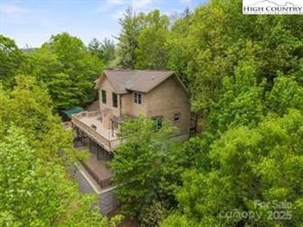 132 Vacation Way, Millers Creek, NC 28651