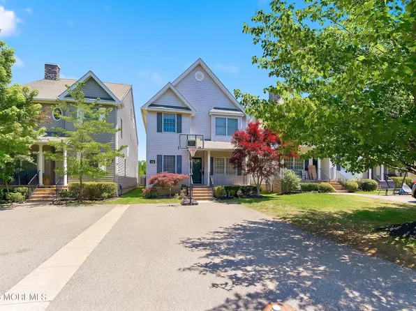13 Treeside Lane, Lakewood, NJ 08701
