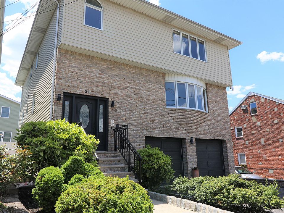 1st image of 51 Bayliss St #2