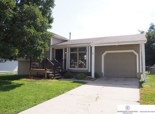 13409 Edna St, Omaha, NE 68138