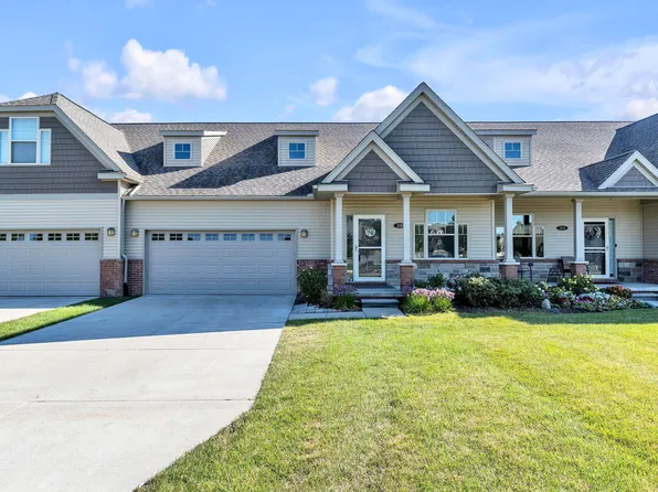 239 Victoria Dr, Dexter, MI 48130