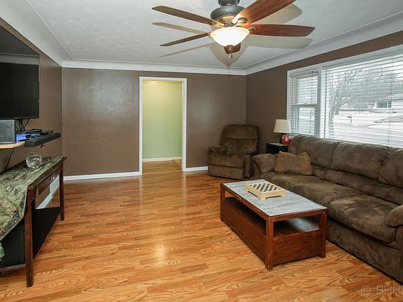 213 devon ave-103