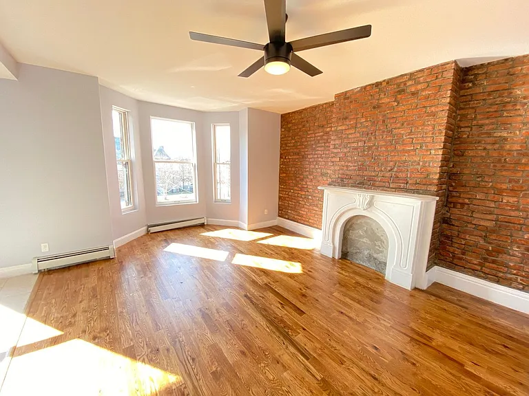 10 Farrington St. — Photo 1