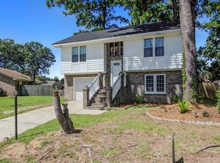 123 University Dr, Ladson, SC 29456