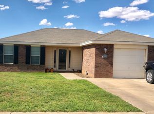 1136 78th St, Lubbock, TX 79423