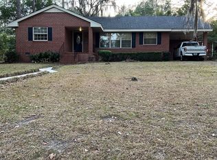 1212 Jasmine Cir, Waycross, GA 31501