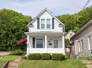 1499 Prescott St, Dubuque, IA 52001