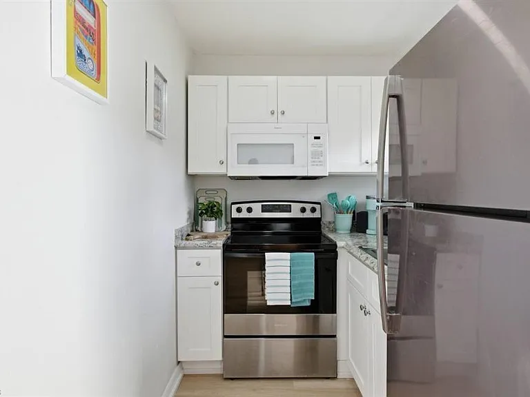 2147 Washington Ave #A — Photo 9