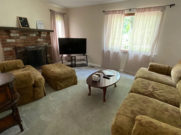 4185 Crystal View Ct — Photo 5