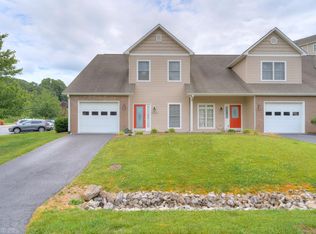 2658 Blossom Trl E #E, Blacksburg, VA