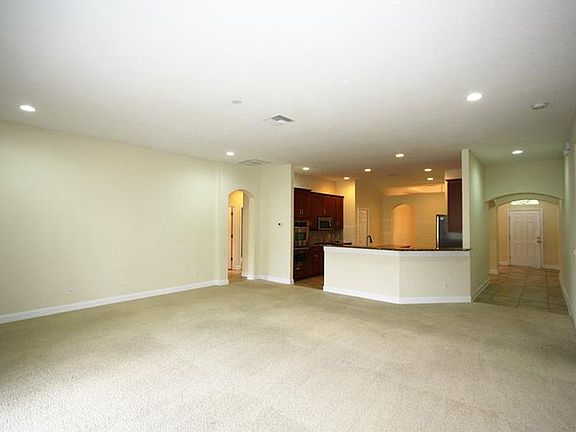 5th image of 12307 Belcroft Dr