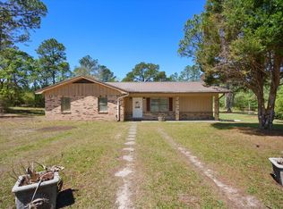 33 Parsonage Rd, Mchenry, MS 39561