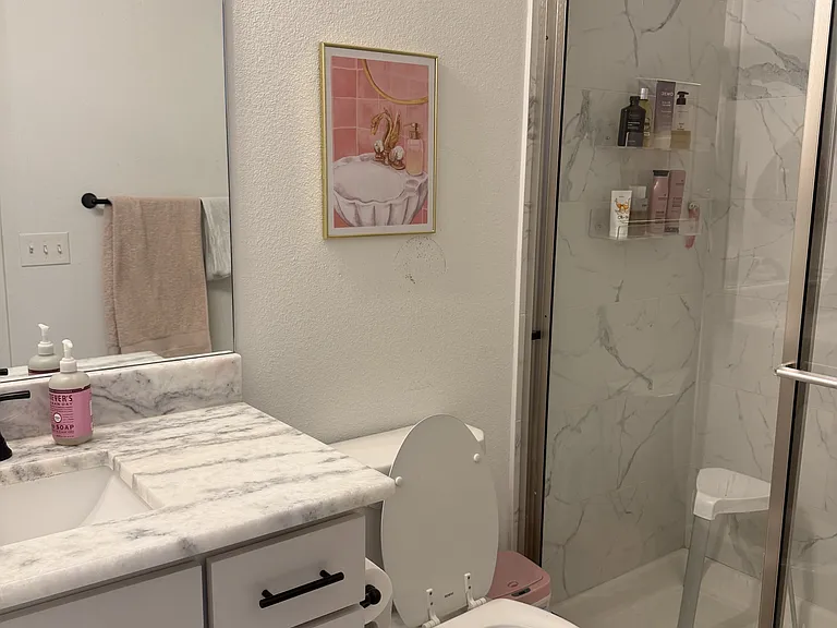 1611 Brooks Ave #1 — Photo 13