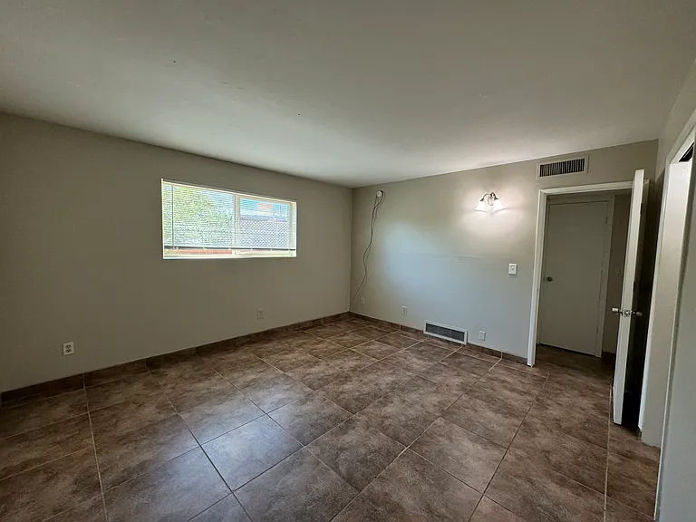 10 W Forrest Feezor St — Photo 23