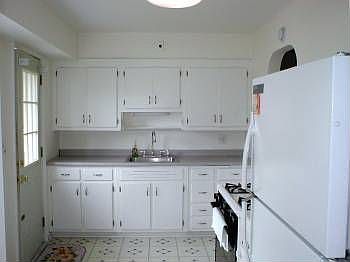 2nd image of 472 Palmer Ave