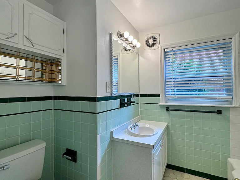 1709 Patton Ave — Photo 10