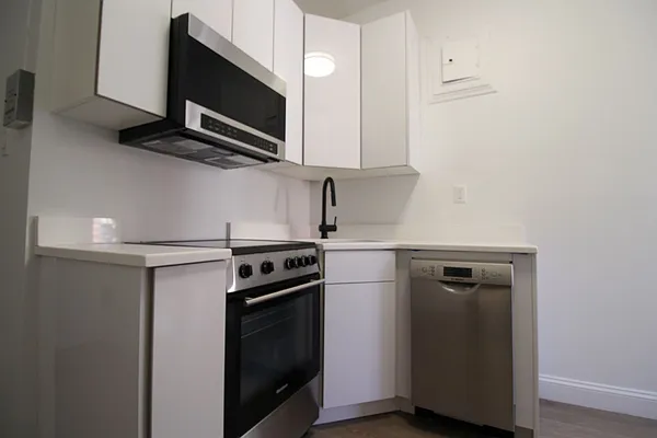 Rented by Blip LLC | media 25