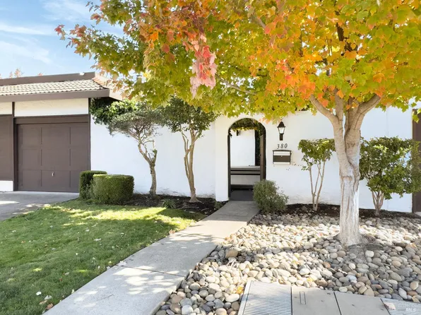 380 Las Casitas Court, Sonoma, CA 95476