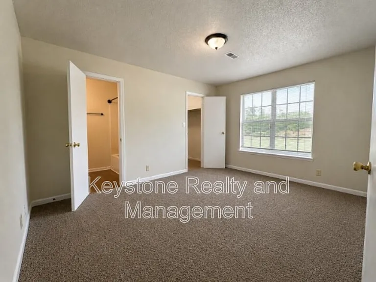 717 Peachers Mill Rd — Photo 6