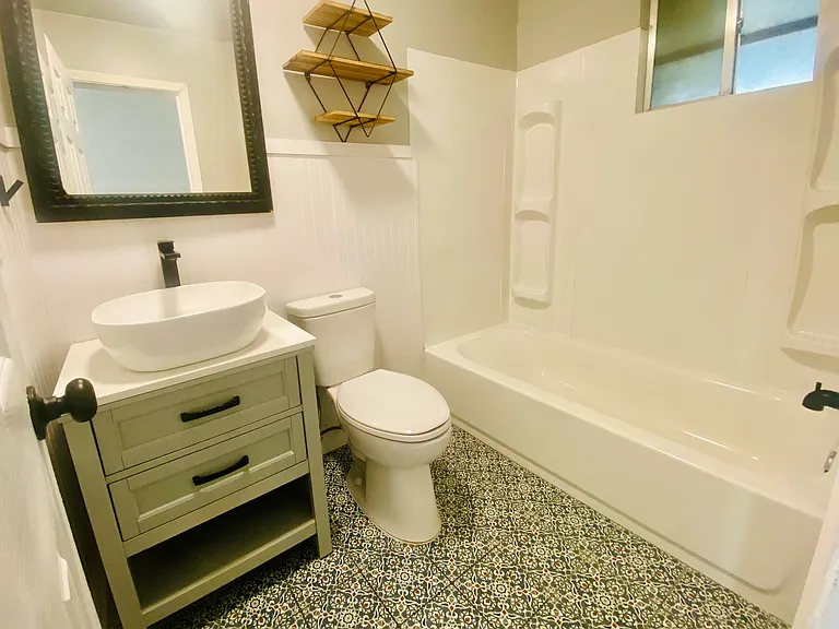 331 Alicia Ave #2 — Photo 2