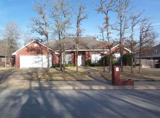 1715 Cardinal Ln, College Station, TX 77845