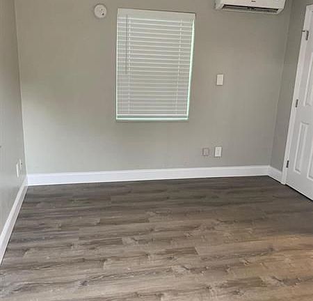 2nd image of 716 3rd Ave N #718