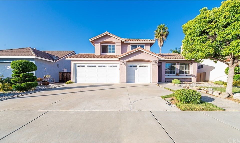 1st image of 23996 Verdun Ln