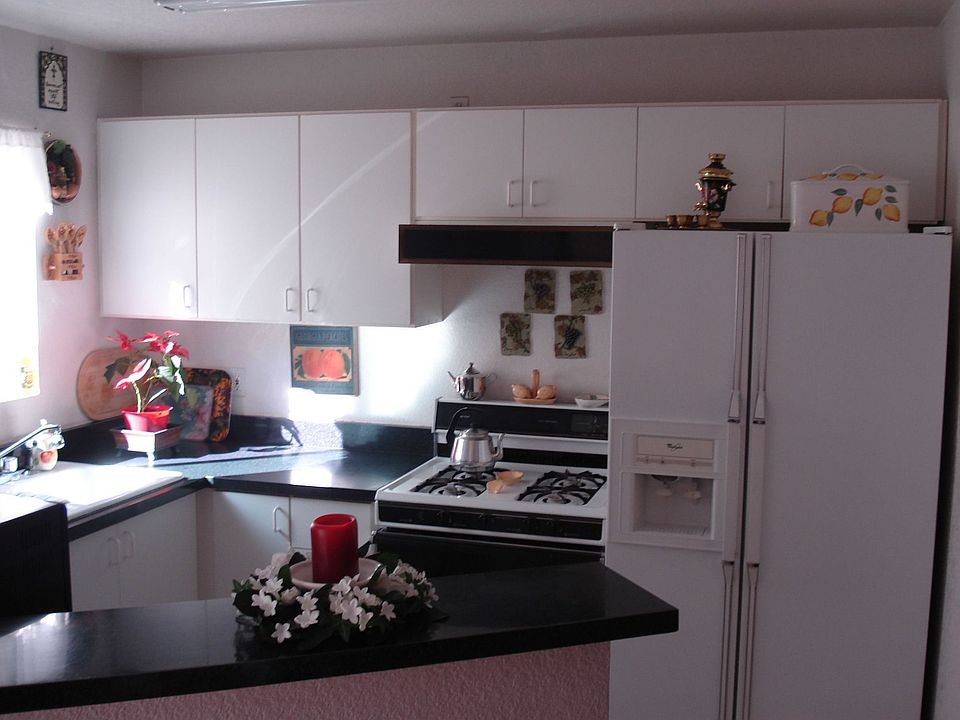 Bright Kitchen