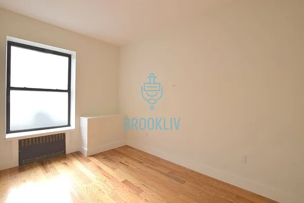 Rented by null | media 4