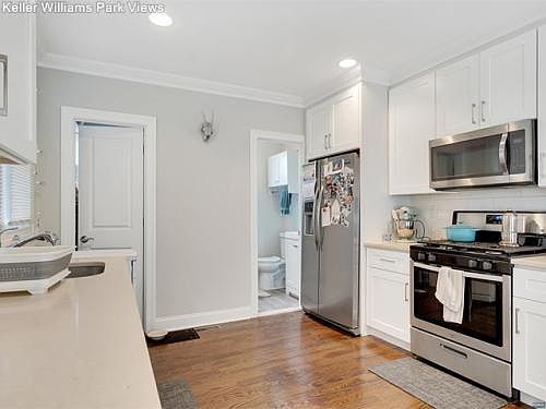 2nd image of 31 Hornblower Ave Floor 1