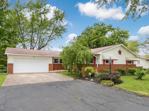 1141 Gender Rd, Canal Winchester, OH 43110