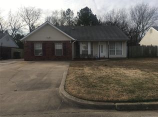 2501 Haddock Dr, Muskogee, OK 74401