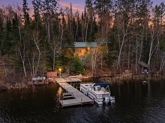 3rd image of 7192 Hinsdale Island