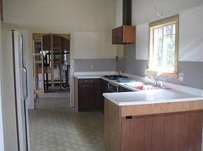 3rd image of 1407 Sierra Vista Dr
